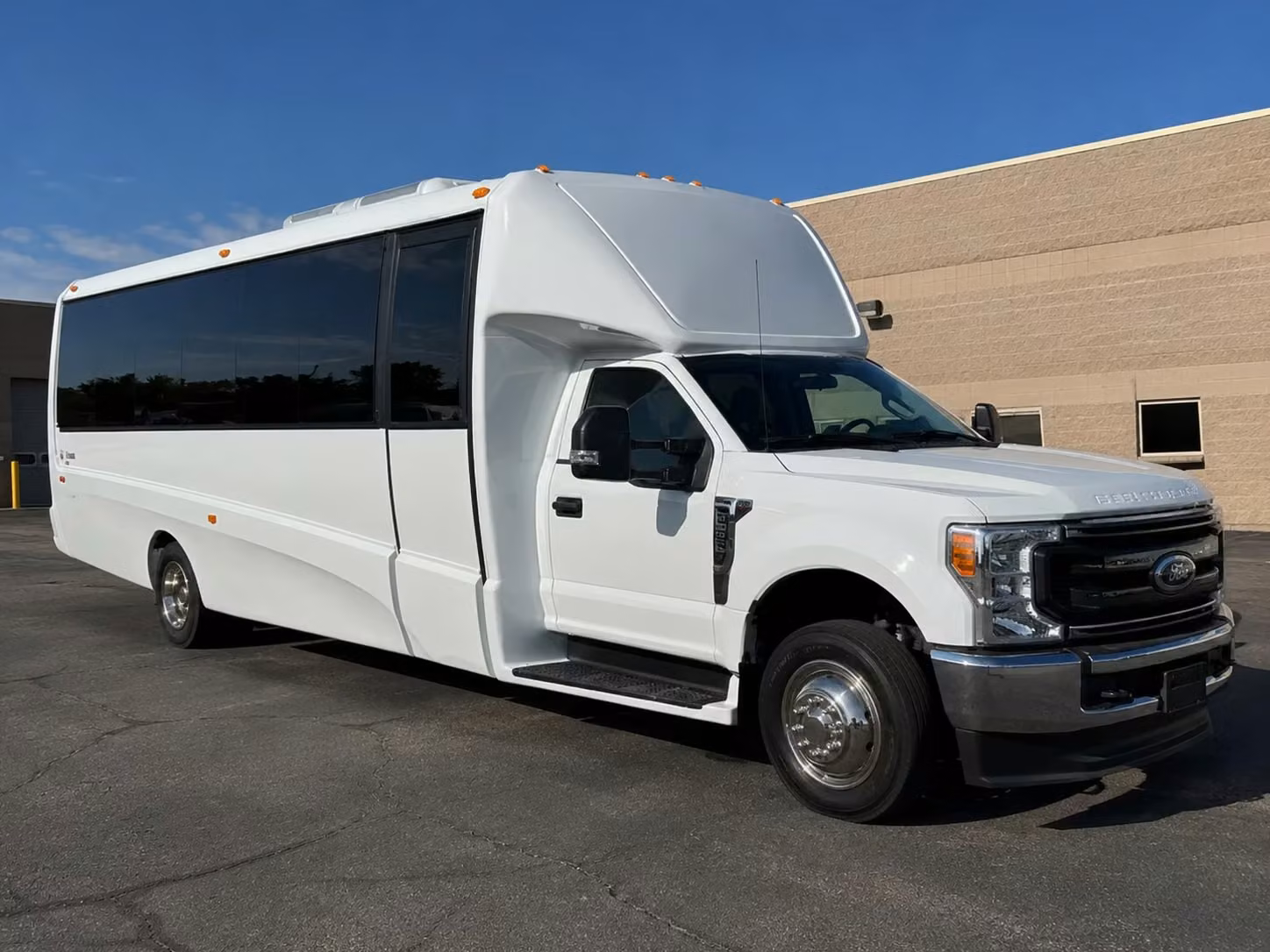 20 passenger minibus