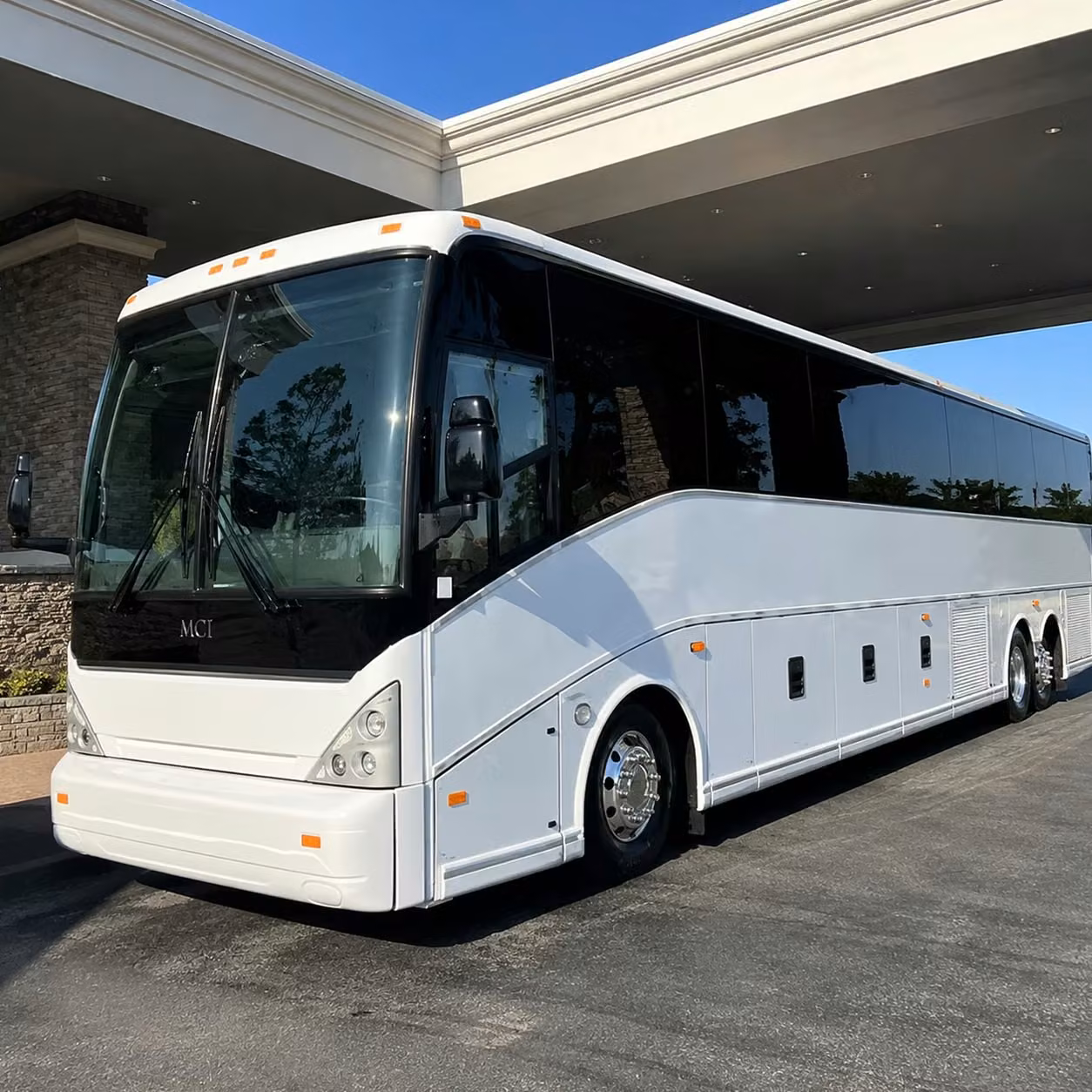 browse charter buses and party buses for lakewood school and sports group transportation