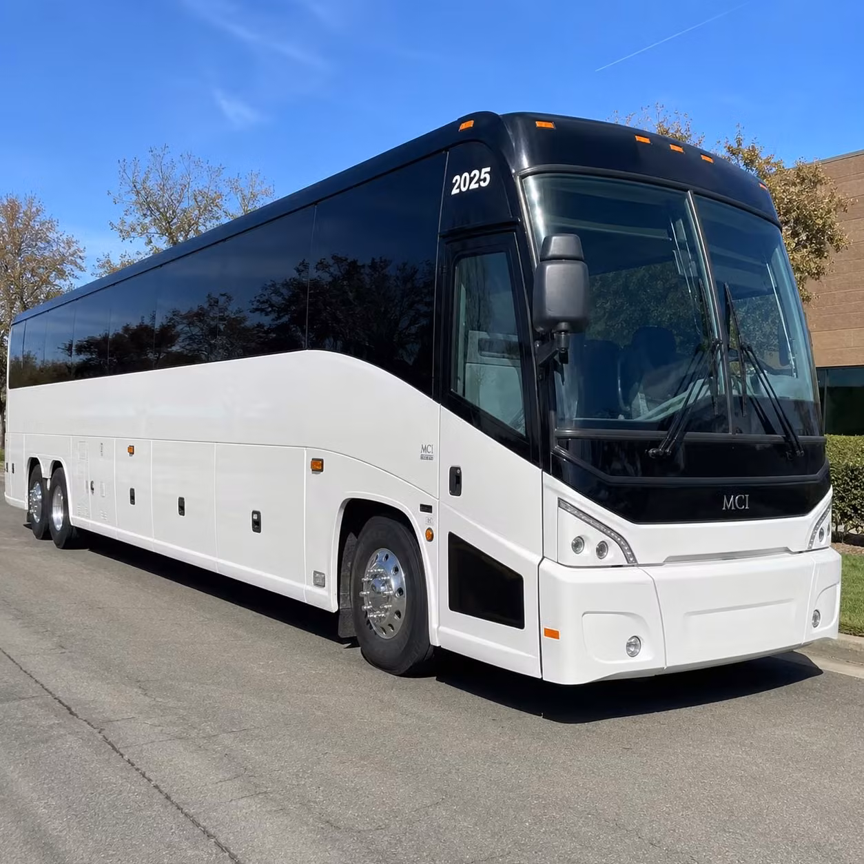 conference and convention shuttles between lakewood hotels and event venues