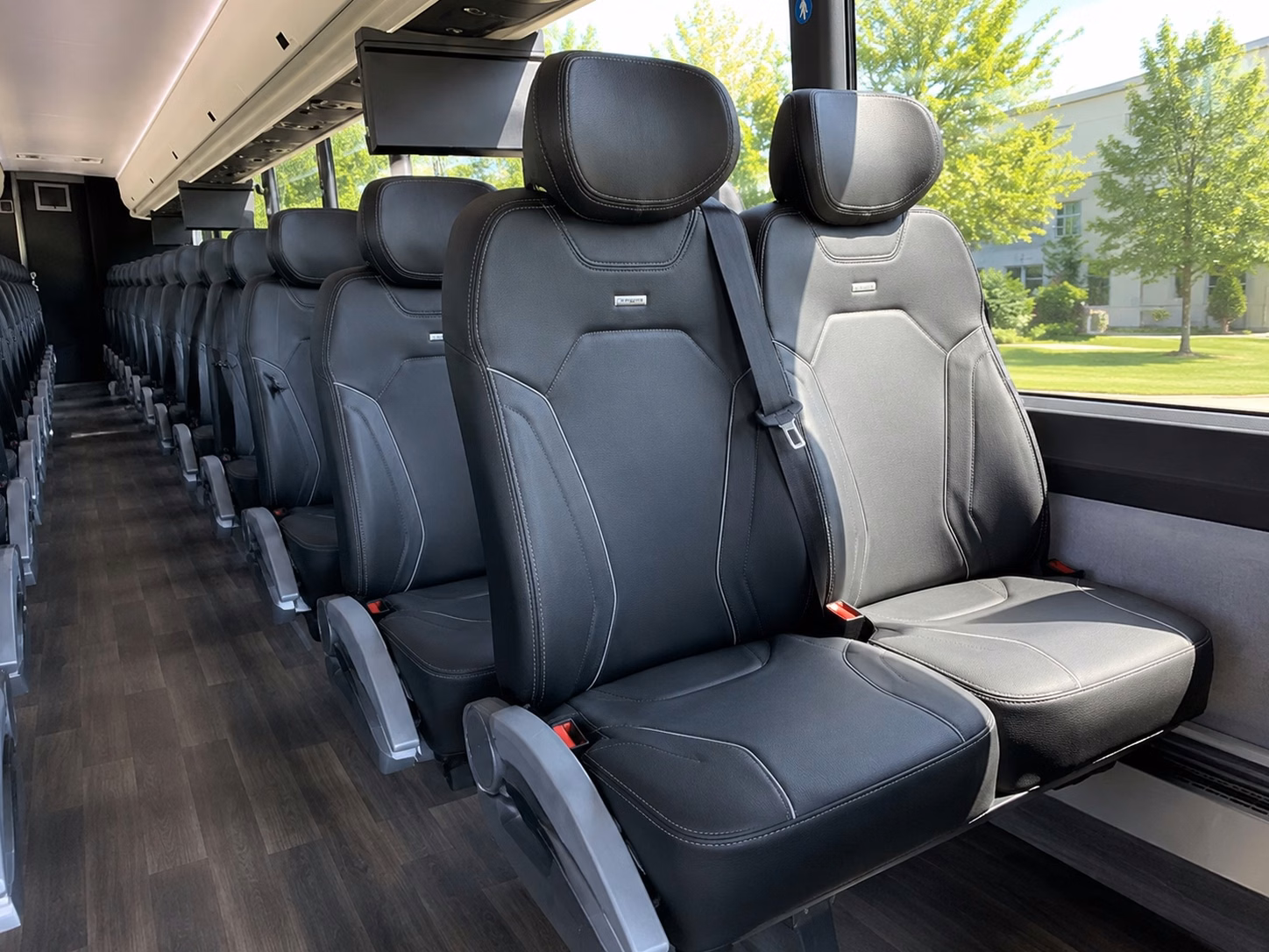 how trip distance and duration affect charter bus rates in lakewood