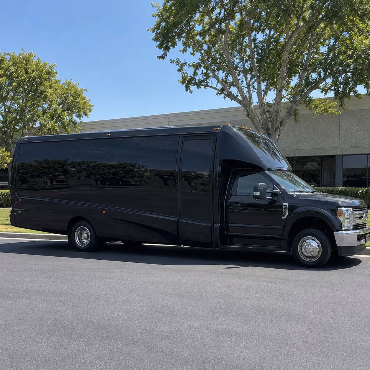 lakewood party buses come loaded with the amenities your prom group wants